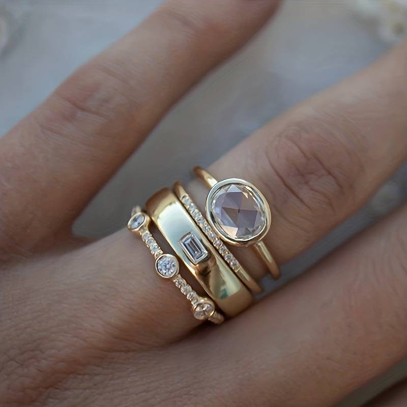Raquel - Vintage Gold Ring Set with Zirconia