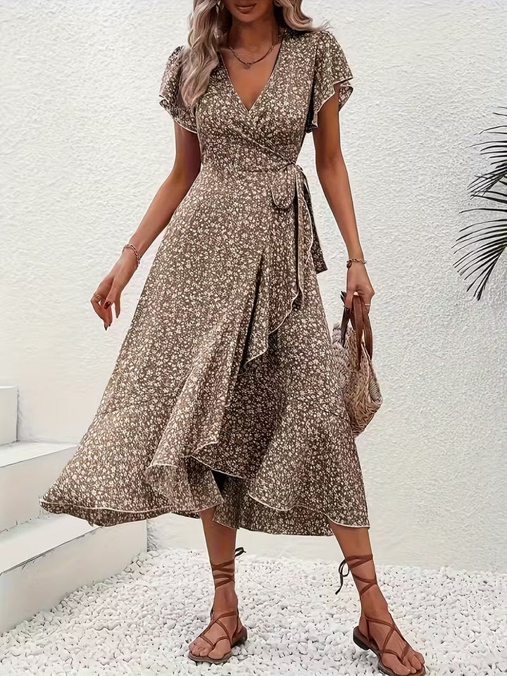 Elara | Flowing, Body-Hugging Wrap Dress