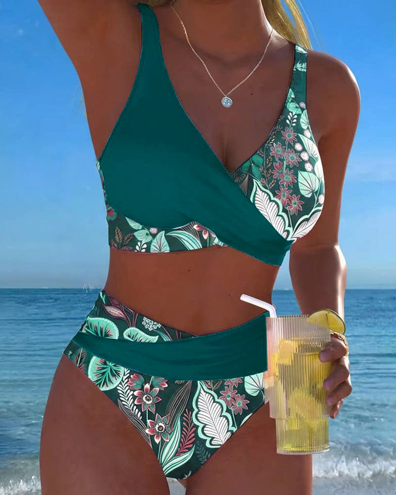Fiorella | Women's Floral Bikini with V-Neck