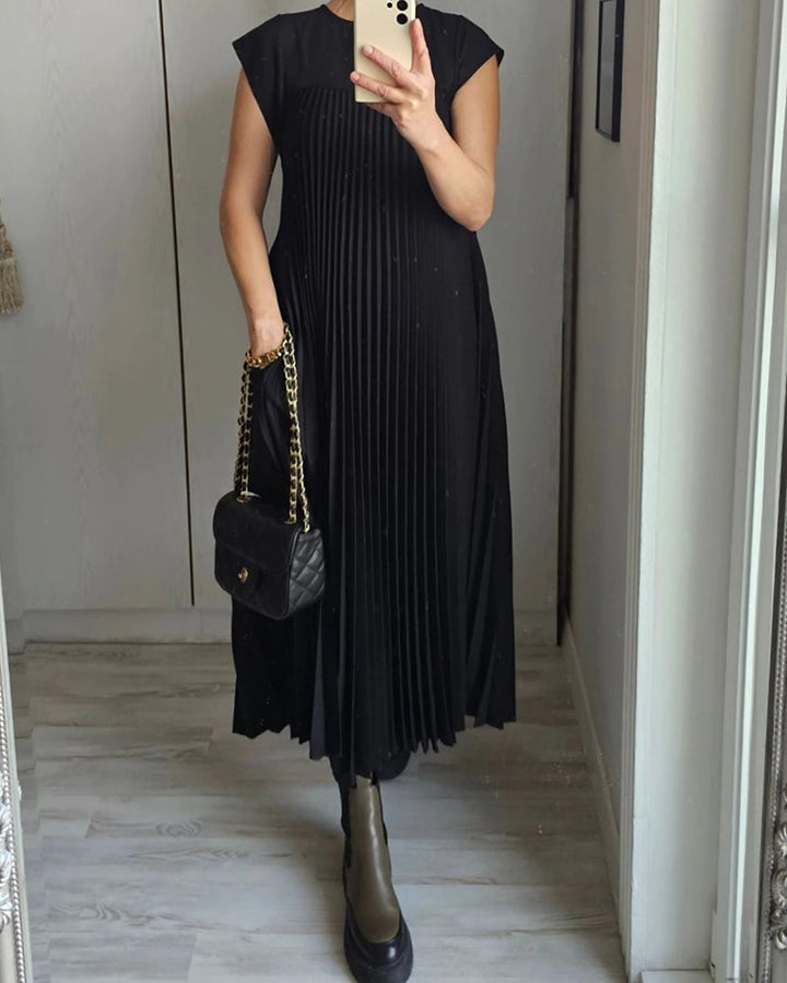 Jolijn | Women's Sleeveless Round Neck and Comfortable Dress with Pockets