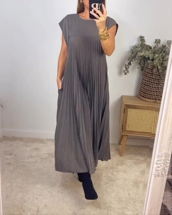 Jolijn | Women's Sleeveless Round Neck and Comfortable Dress with Pockets