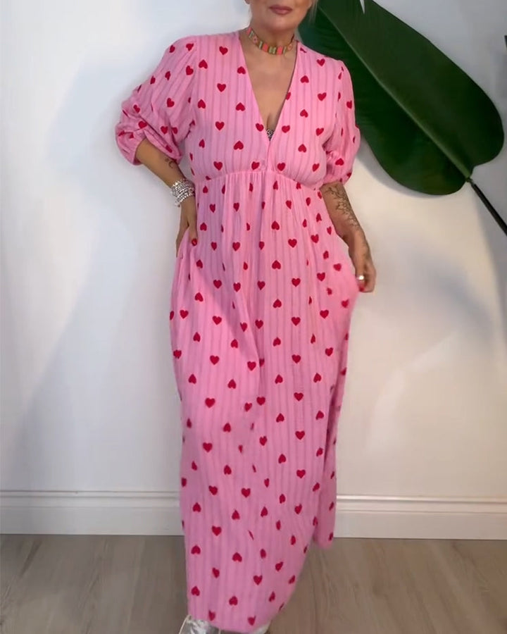 Belle™ – Elegant V-Neck Heart Patterned Dress