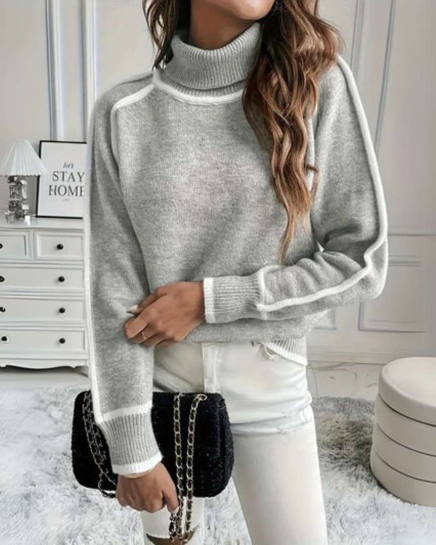 Victoria | Women's The Casual Turtleneck Sweater