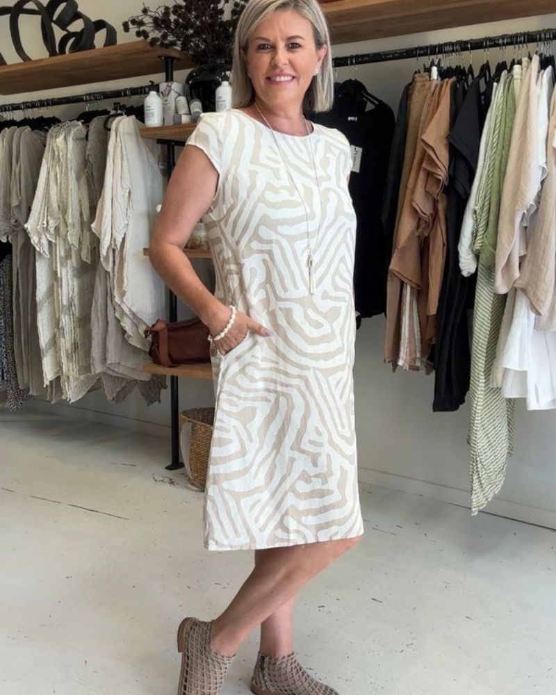 Nelia™ - Casual Round Neck Summer Dress