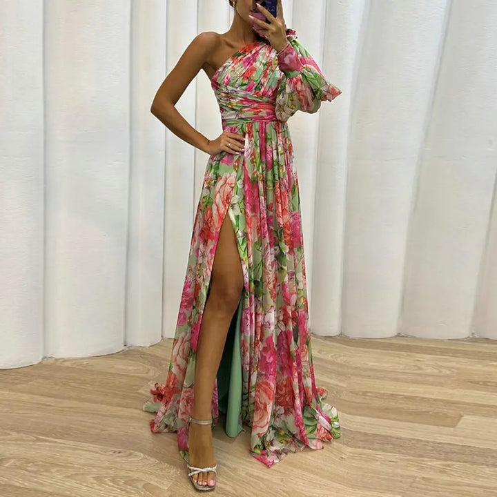Lila - One-Shoulder Dress
