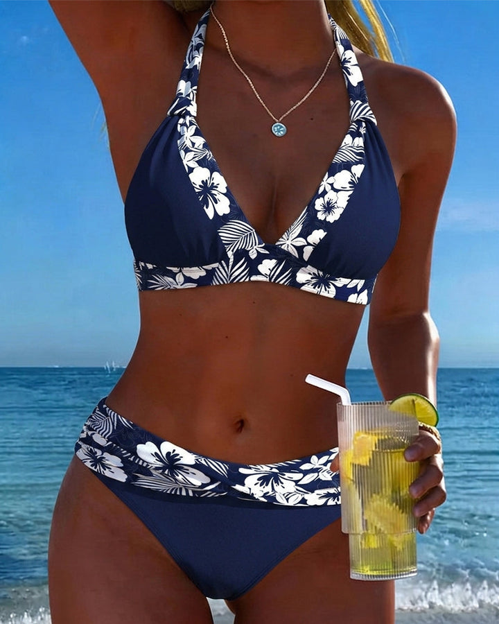 V Bikini with V-Neck and Sleeveless Design