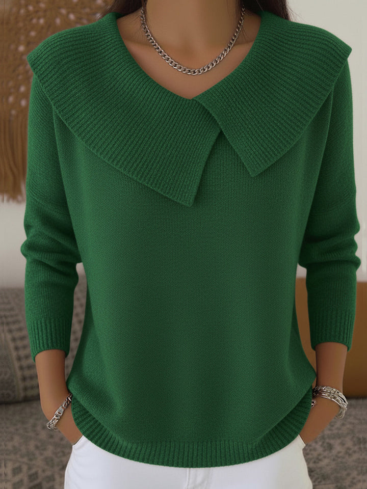 Luna | Women's Long Sleeve Christmas Sweatshirt
