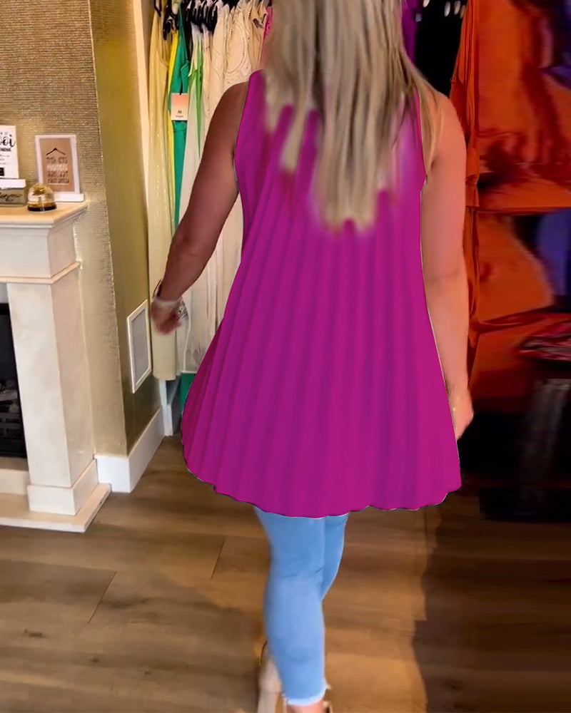 Alana™ - Timeless Ruffled Sleeveless Top