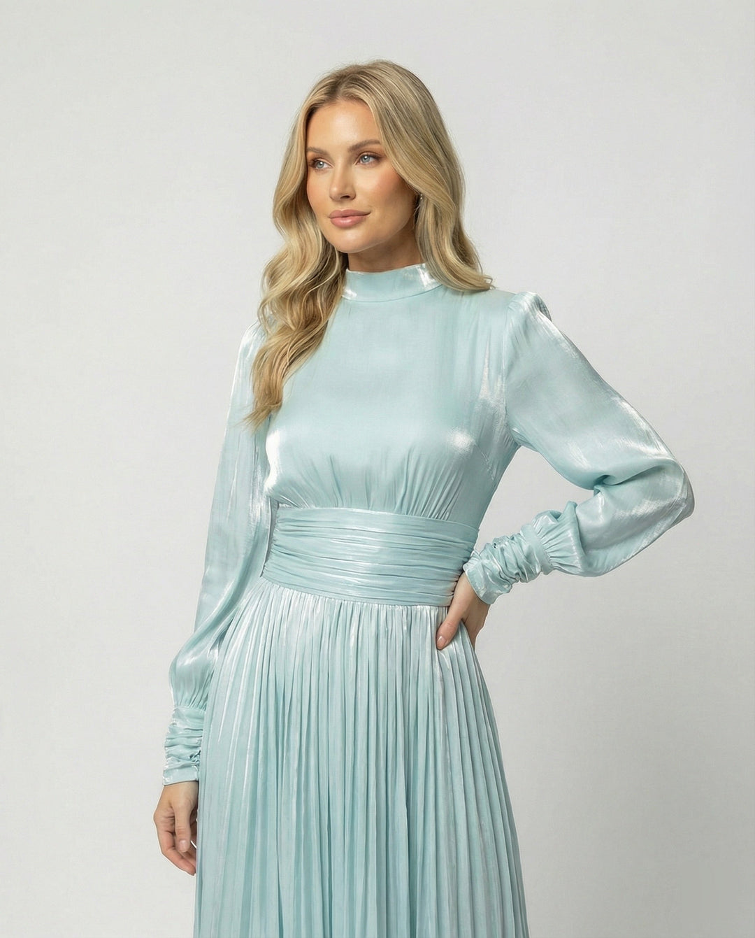 Women's Pleated Maxi Dress with Long Sleeves