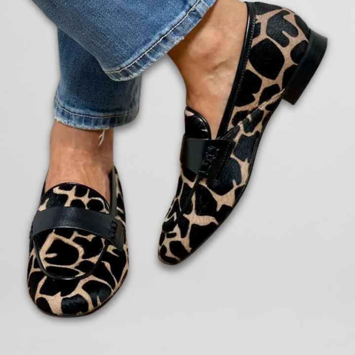 Estefania | Stylish Giraffe Pattern Slippers