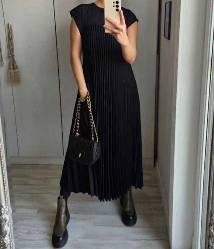 Jolijn | Women's Sleeveless Round Neck and Comfortable Dress with Pockets