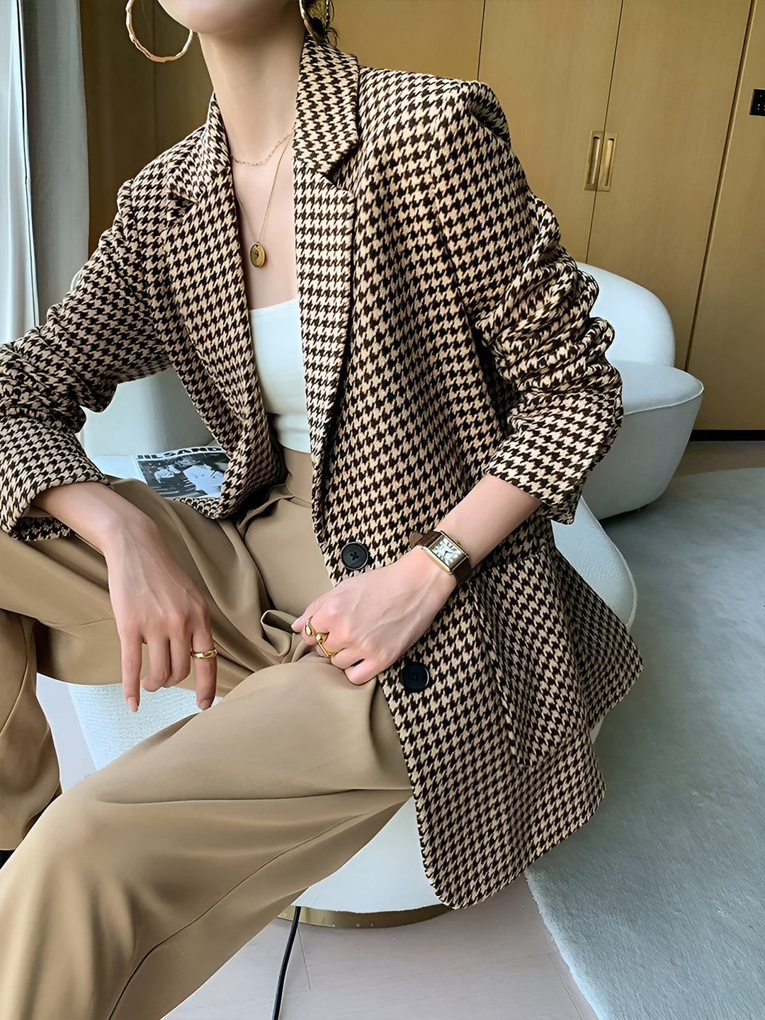 Women's Houndstooth Blazer with Belt, Buttons and Pockets