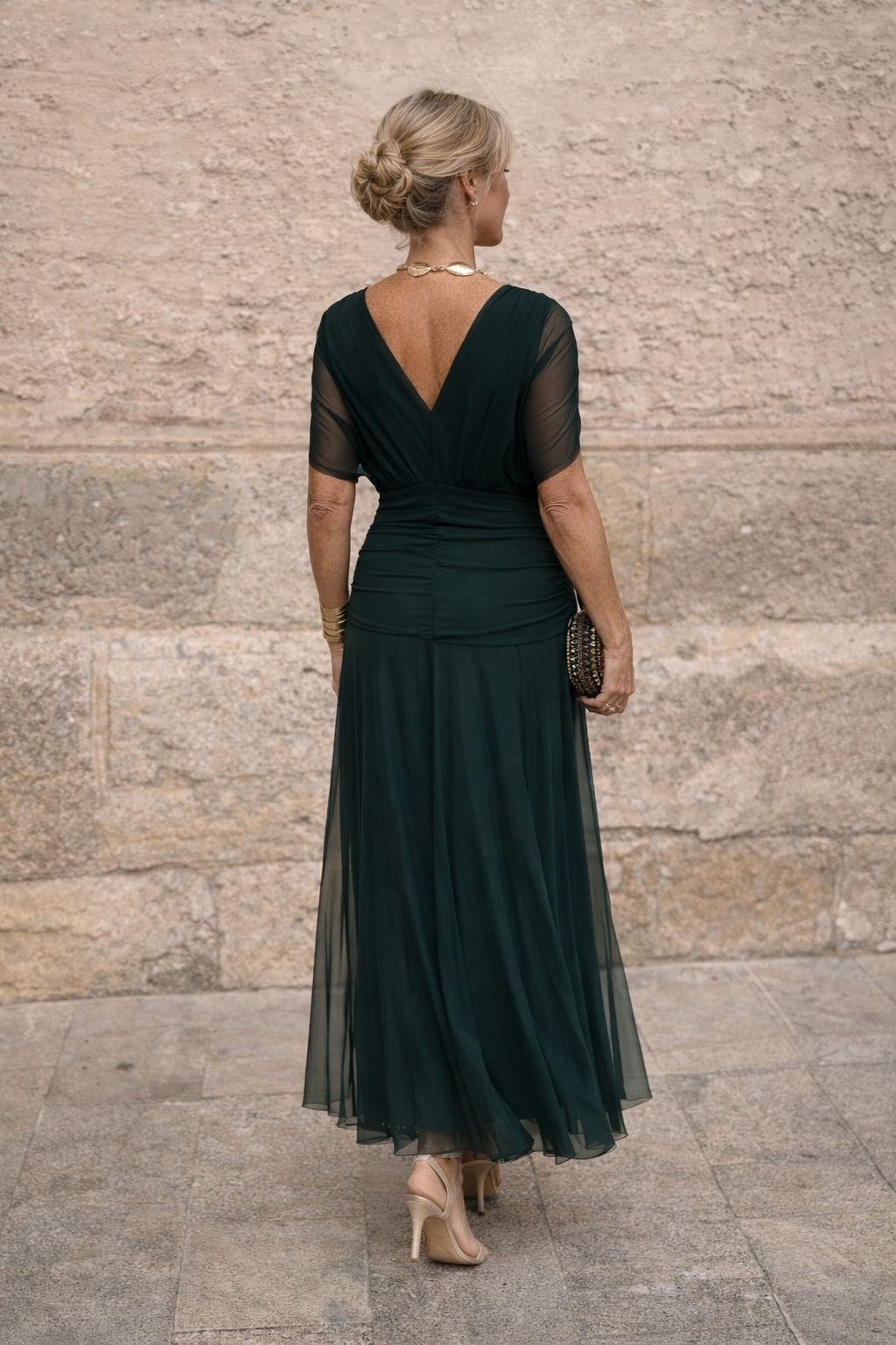 Elegant Maxi Dress for Events with V-Neck