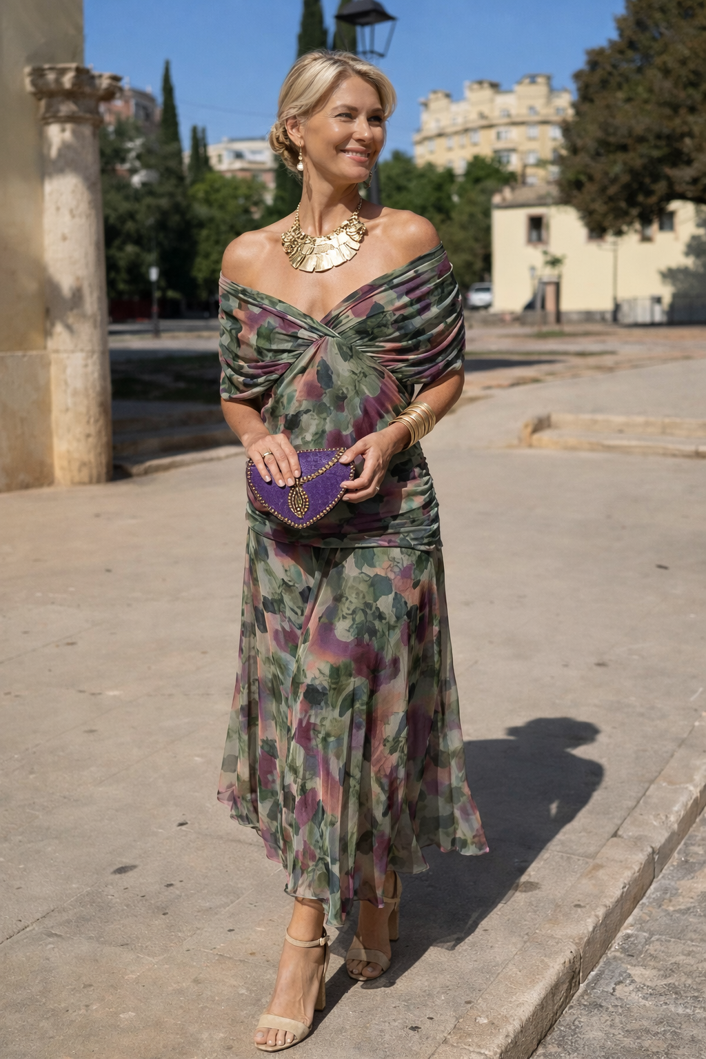 Elegant Maxi Dress for Events with V-Neck