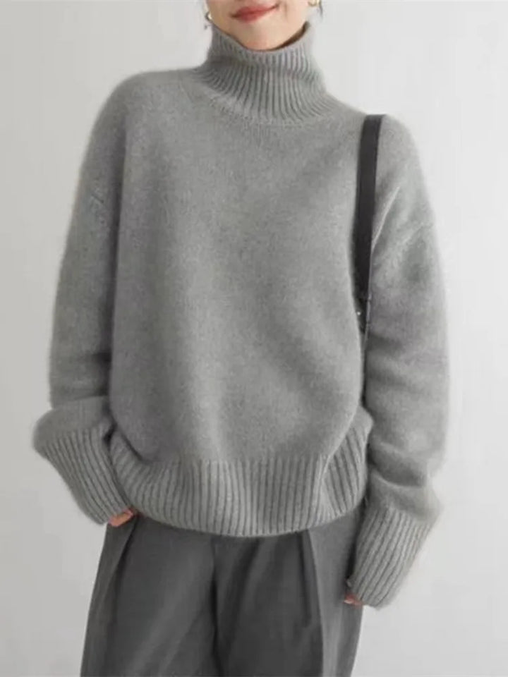 Isabella | Women's Elegant Turtleneck