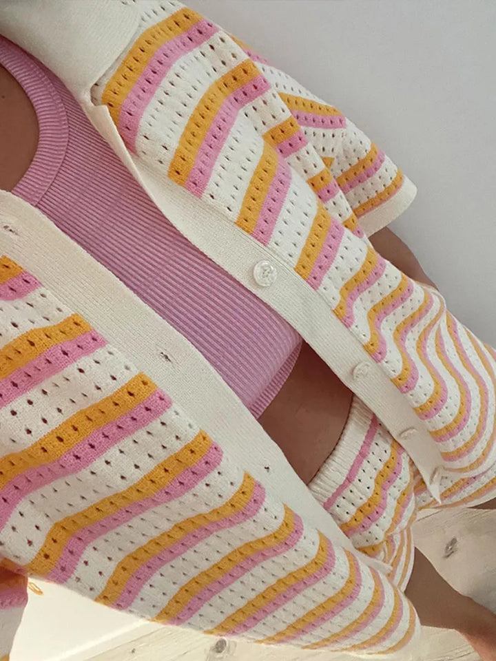 Women's 2-Piece Knitted Set with Striking Contrast Stripes