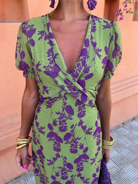 Lucinda | Women's Mini Boho V-Neck Floral Pleated Dress
