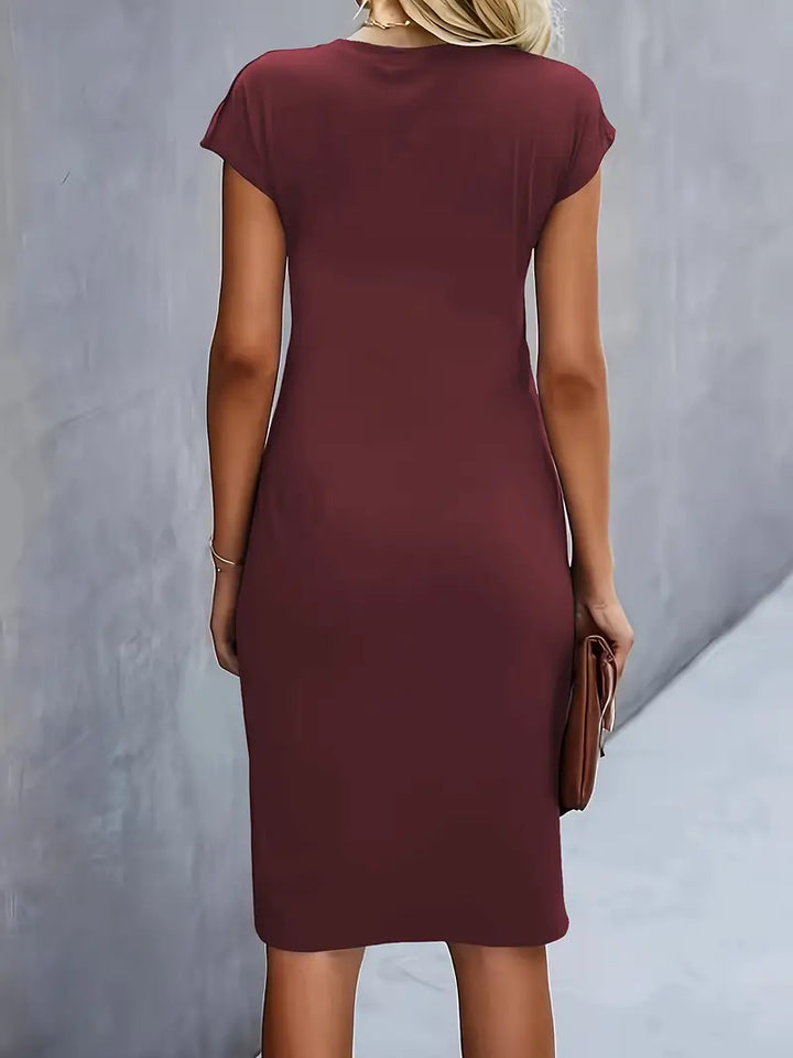 Katrien – Elegant Midi Dress with a Flattering Fit