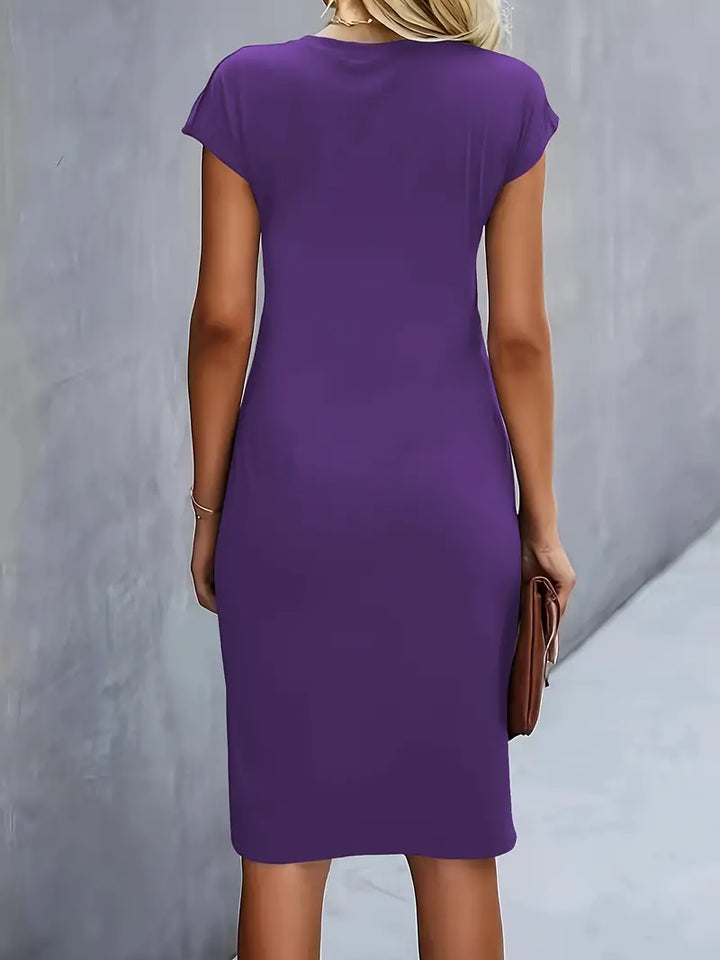 Katrien – Elegant Midi Dress with a Flattering Fit