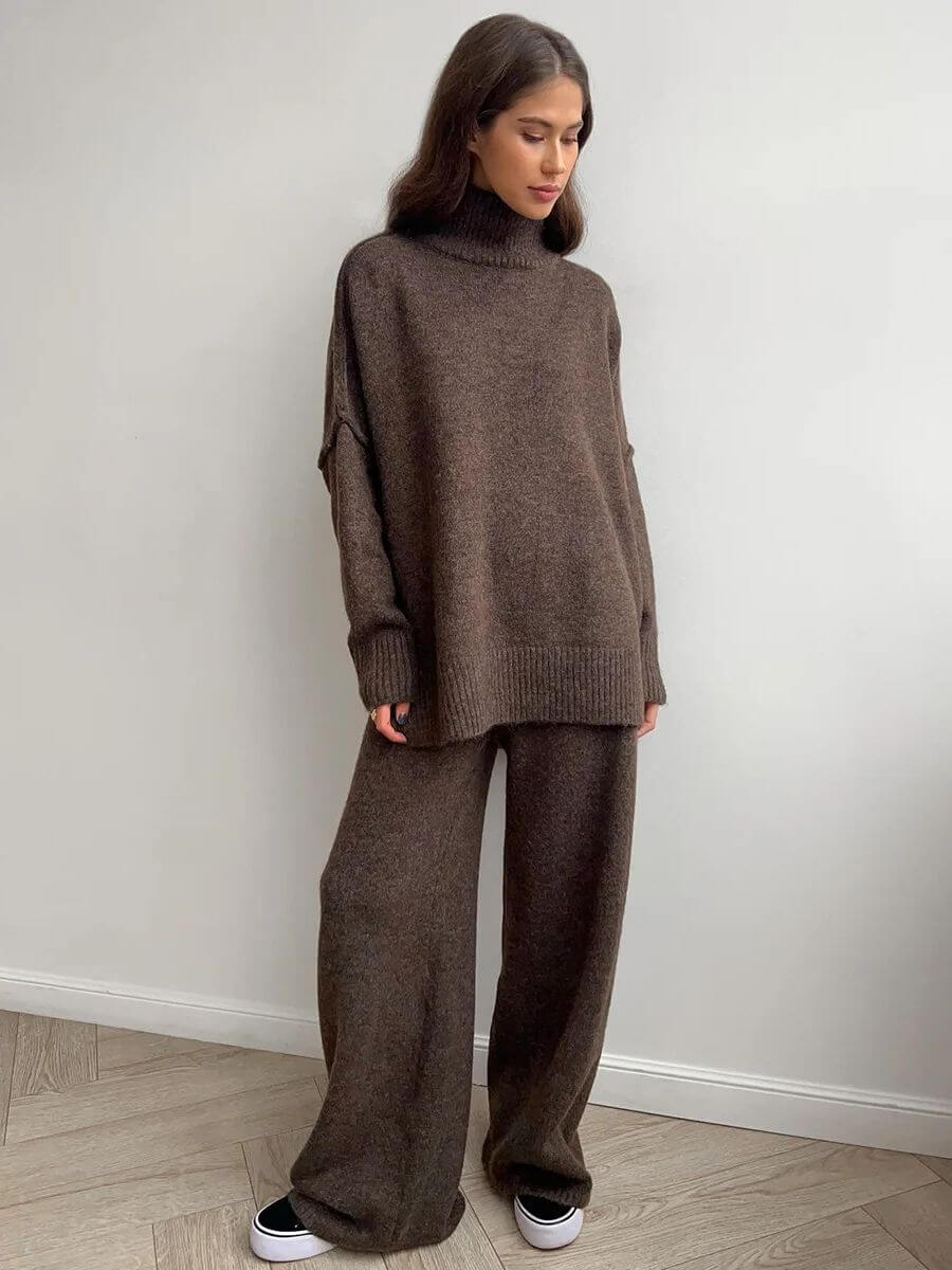 Liora | Women's Relaxed Long Sleeve Turtleneck Set