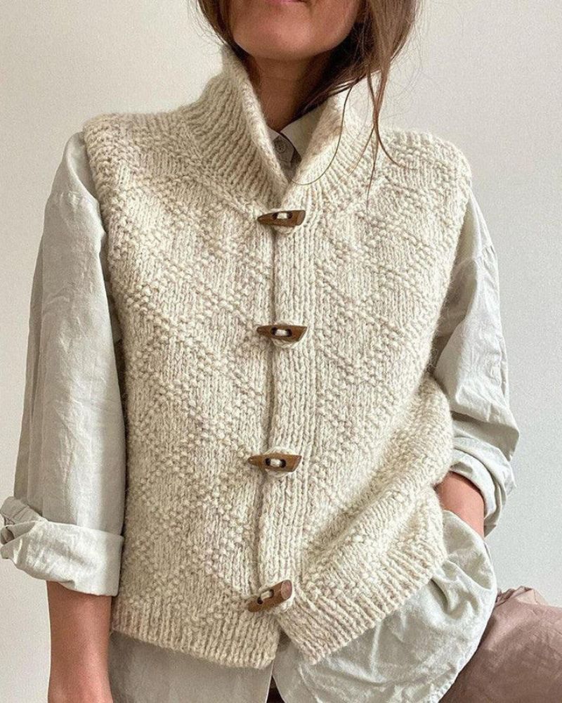 Ingrid | Women's Cozy Sleeveless Cardigan with Buttons