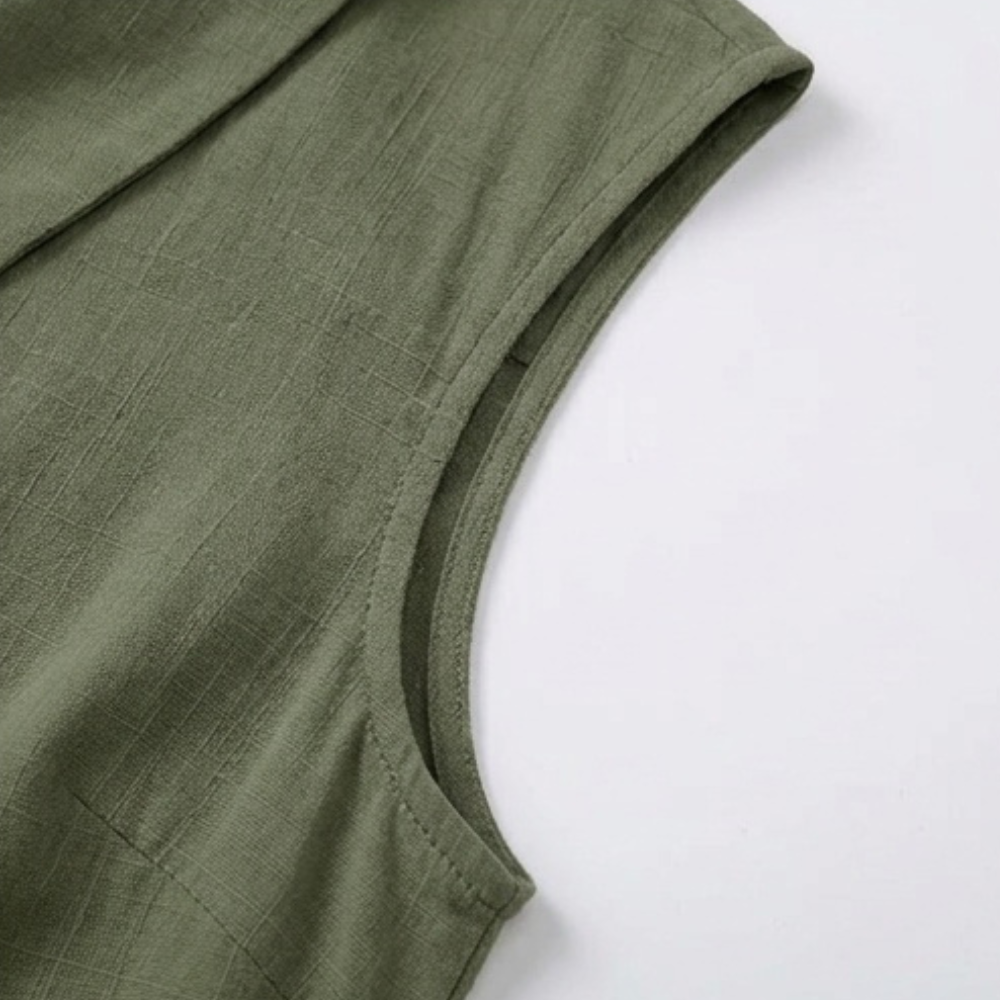 Linora | Women's Sleeveless V-Neck Top with Buttons