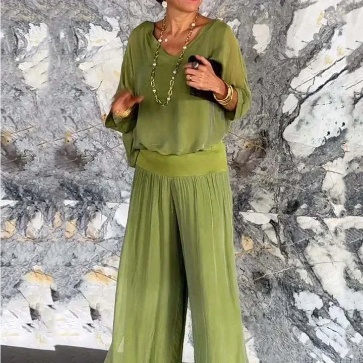 Jonah | Women's Relaxed V-Neck Flowy Lounge Set
