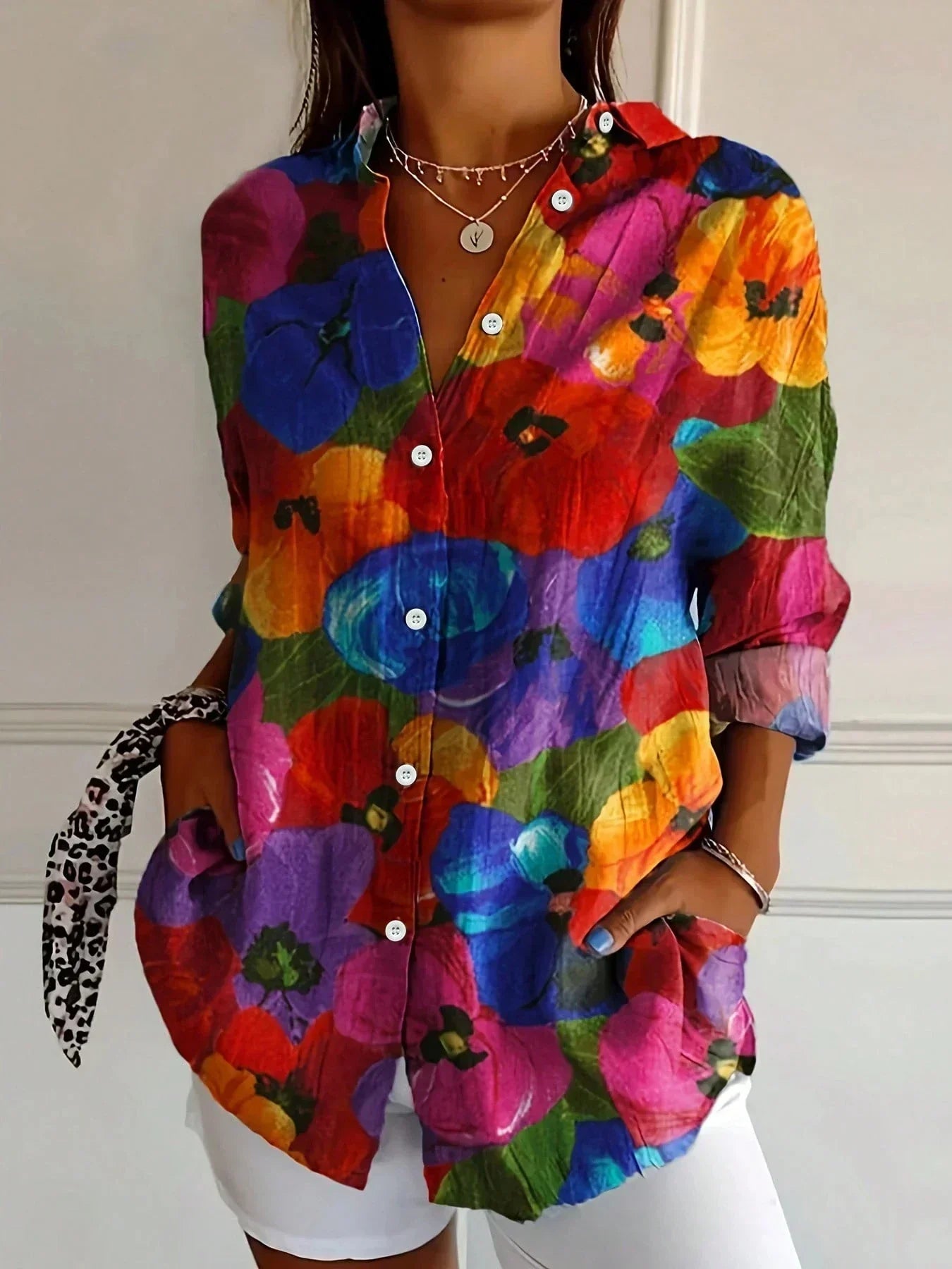 Annika™ - Colorful Blouse with Playful Print