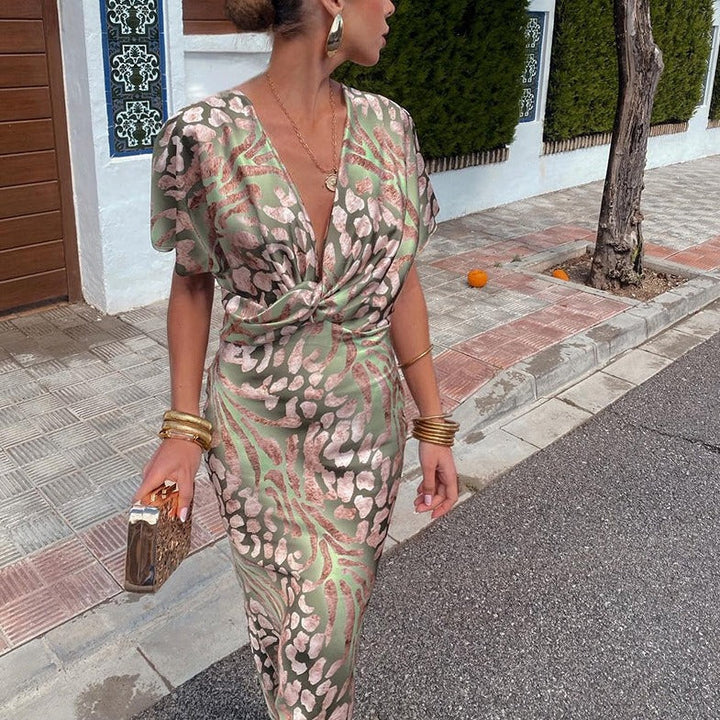 Kelsey | Women's Long dress with V-neckline and twisted detail