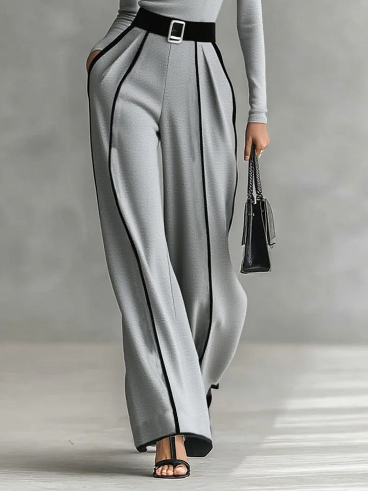 Alina – Two-Piece High-Neck Set
