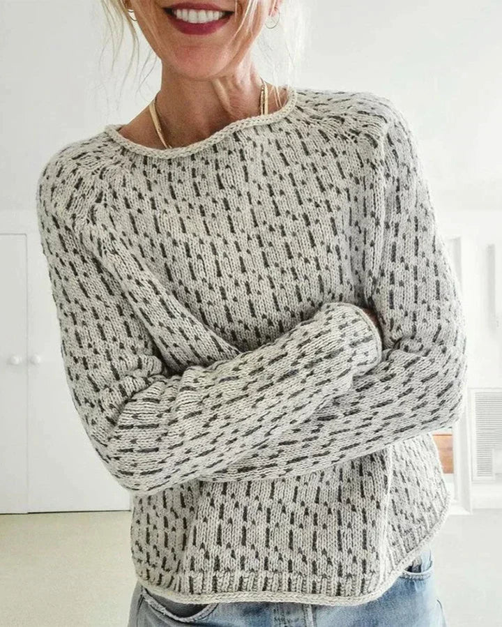 Veronika | Women's The Chic Pullover