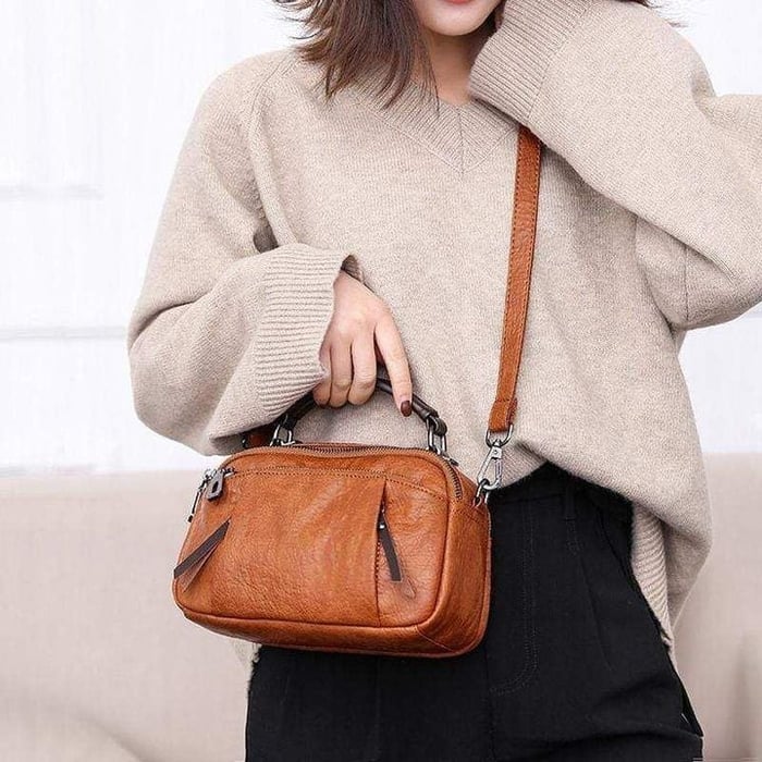 Finbjørg | Small and Versatile Bag in Golden Cognac Shade with Pockets