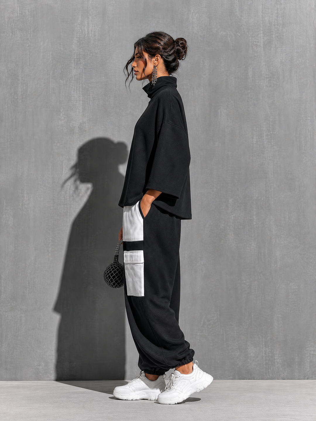 Women's Sweatshirt & Jogger Cargo Pants Set with Pockets