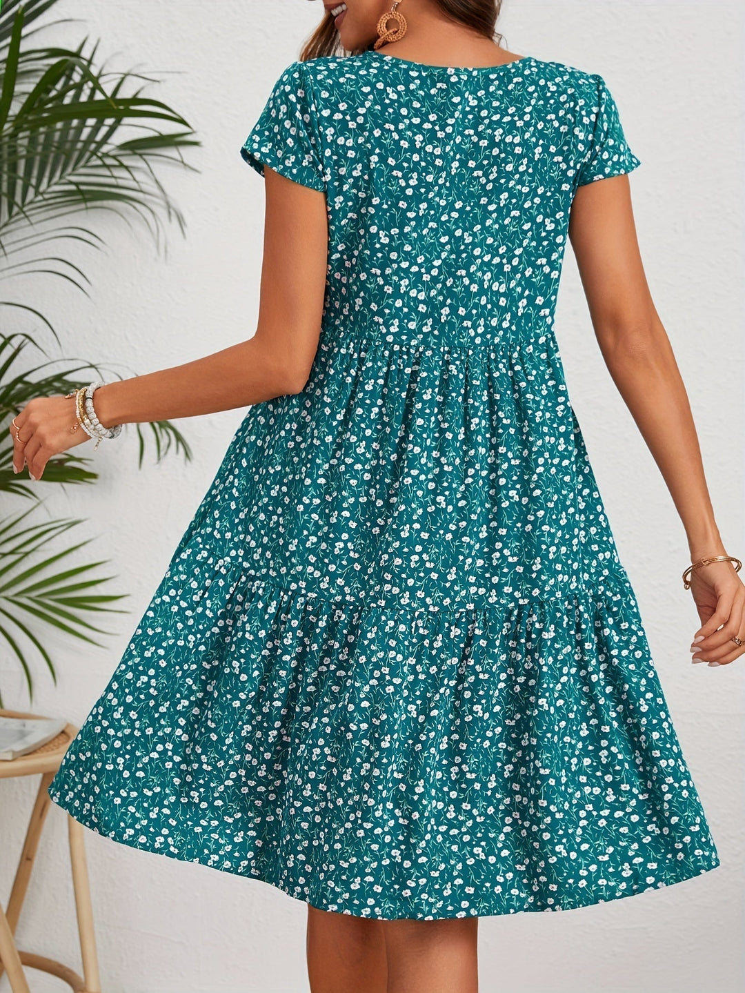 Valeria | Women's Short Sleeve Round Neck Mini Vintage Floral Dress