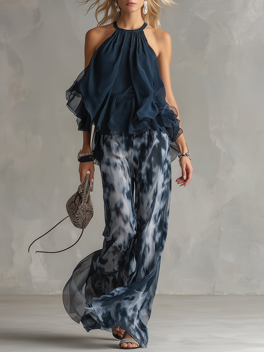 Ludovica – Chic Ensemble with High-Neck Blouse and Flowing Printed Trousers