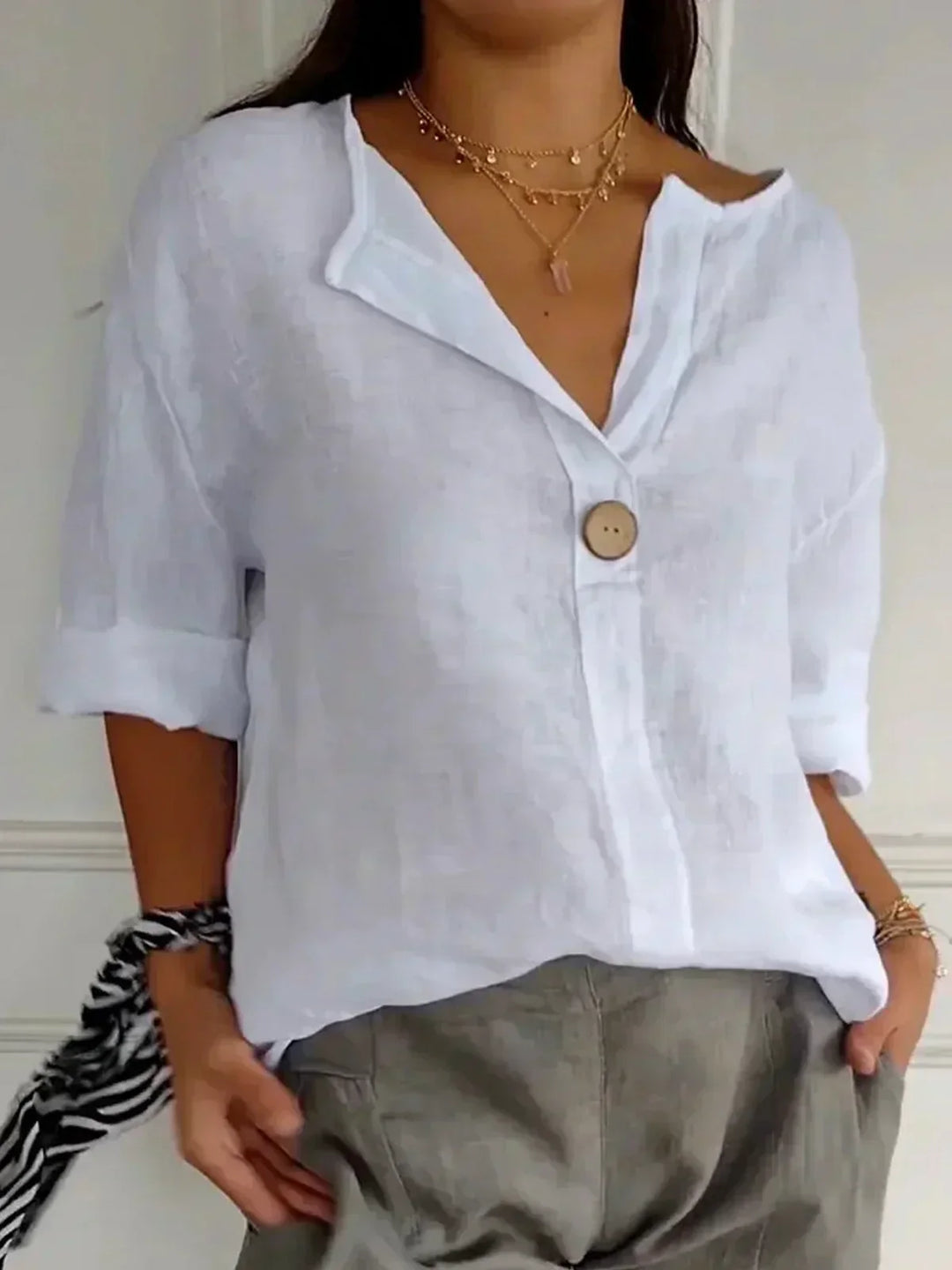 Aria | Casual V-Neck Blouse