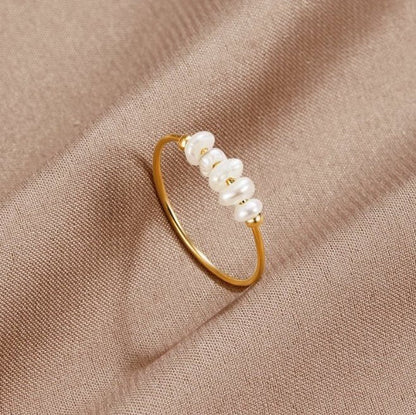 Silva - Ring with Freshwater Pearls