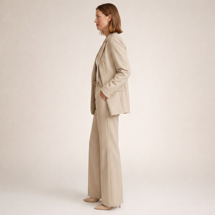 Lena | Women's Suit with Flared Trousers and Buttons