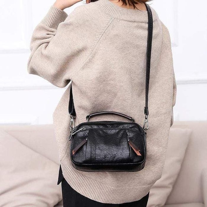 Finbjørg | Small and Versatile Bag in Golden Cognac Shade with Pockets