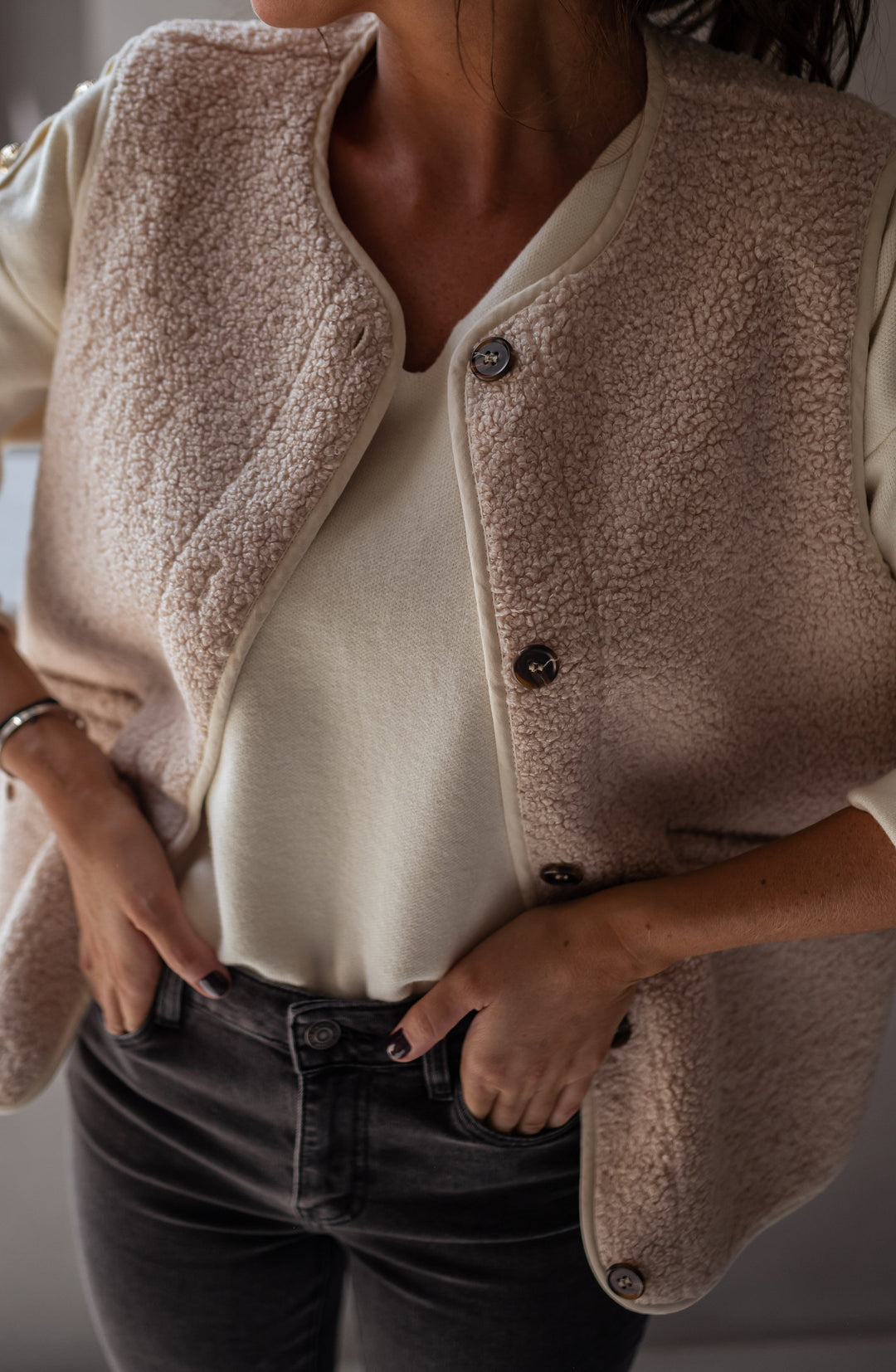 Nerina | Women's Round Neck Vest with Pockets and Buttons