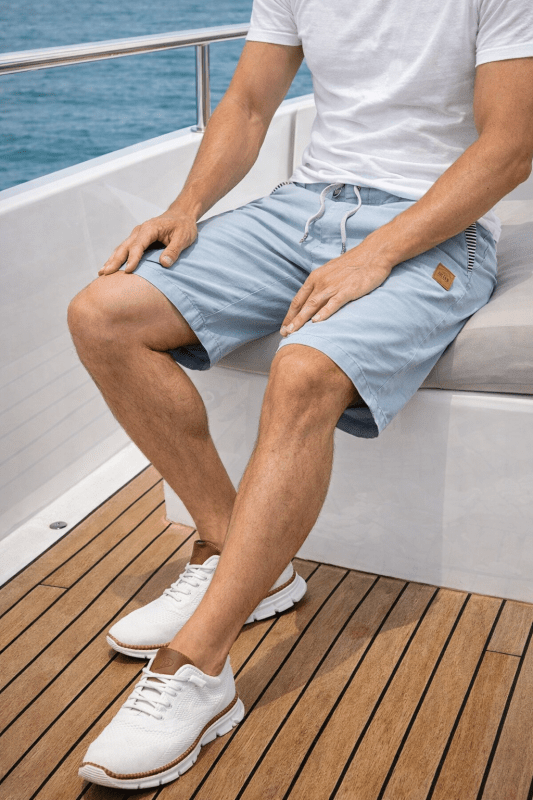 Eden | Knee-Length Shorts with Drawstring and Pockets