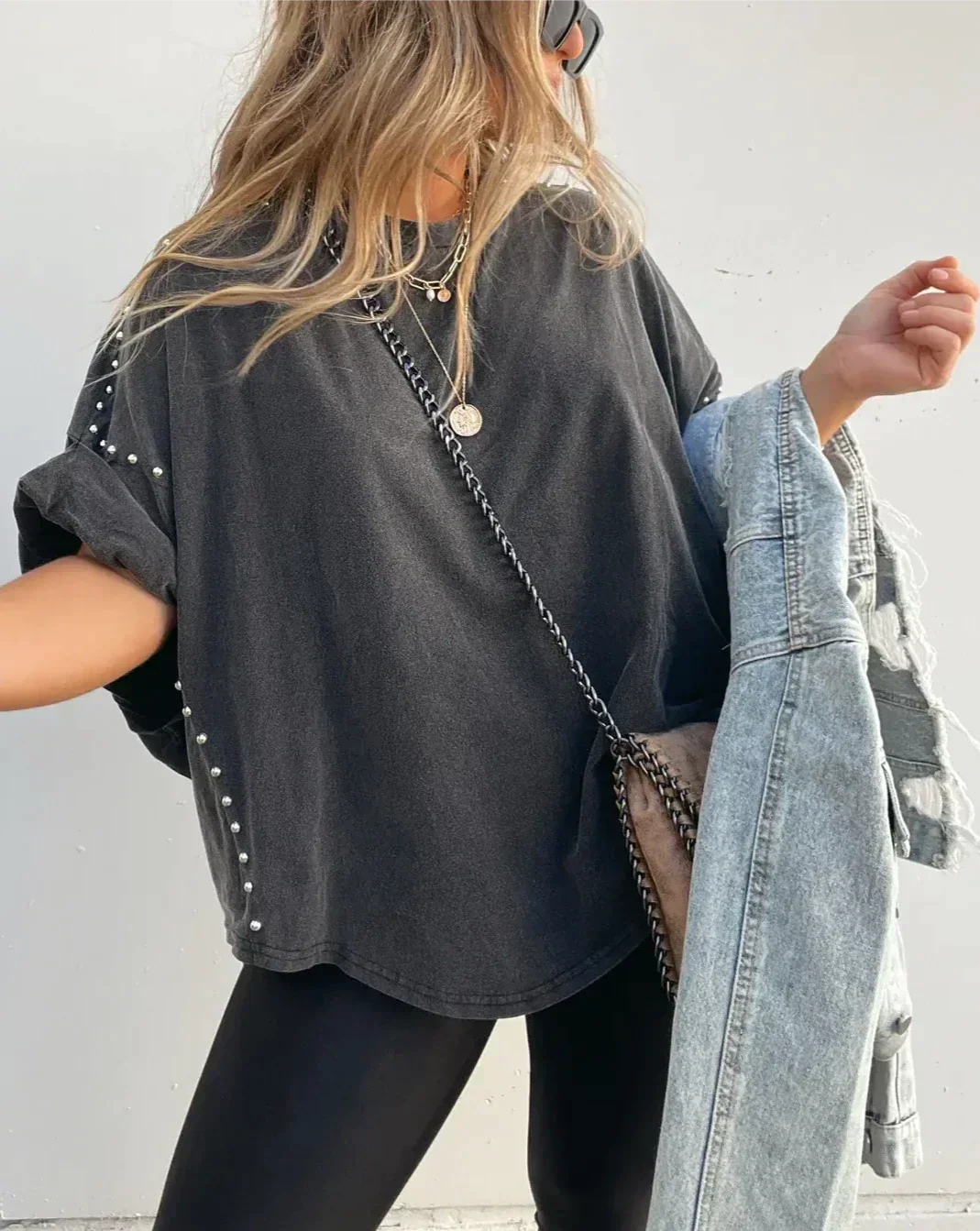 Isabelle™ - Oversized T-shirt with Studs