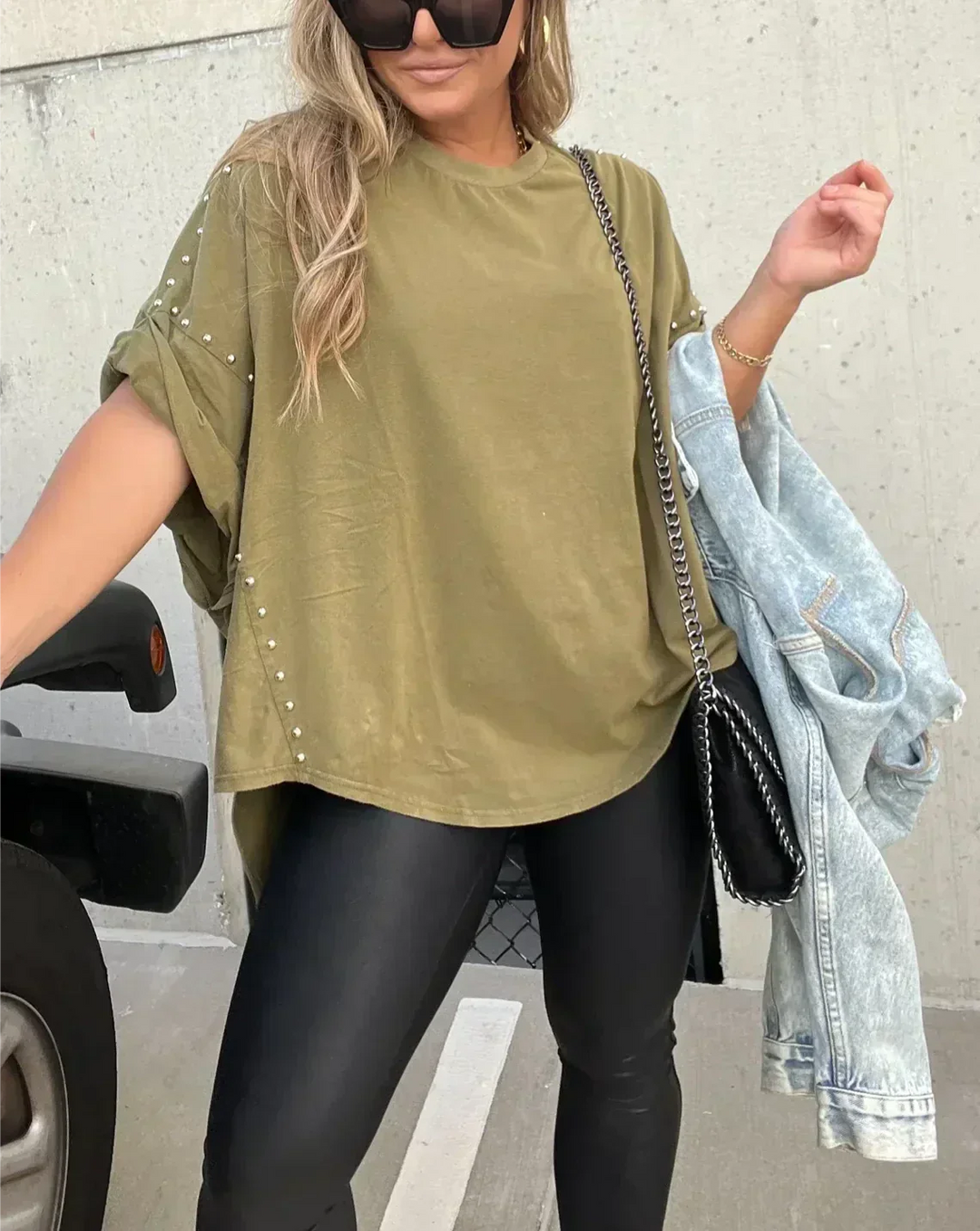 Isabelle™ - Oversized T-shirt with Studs
