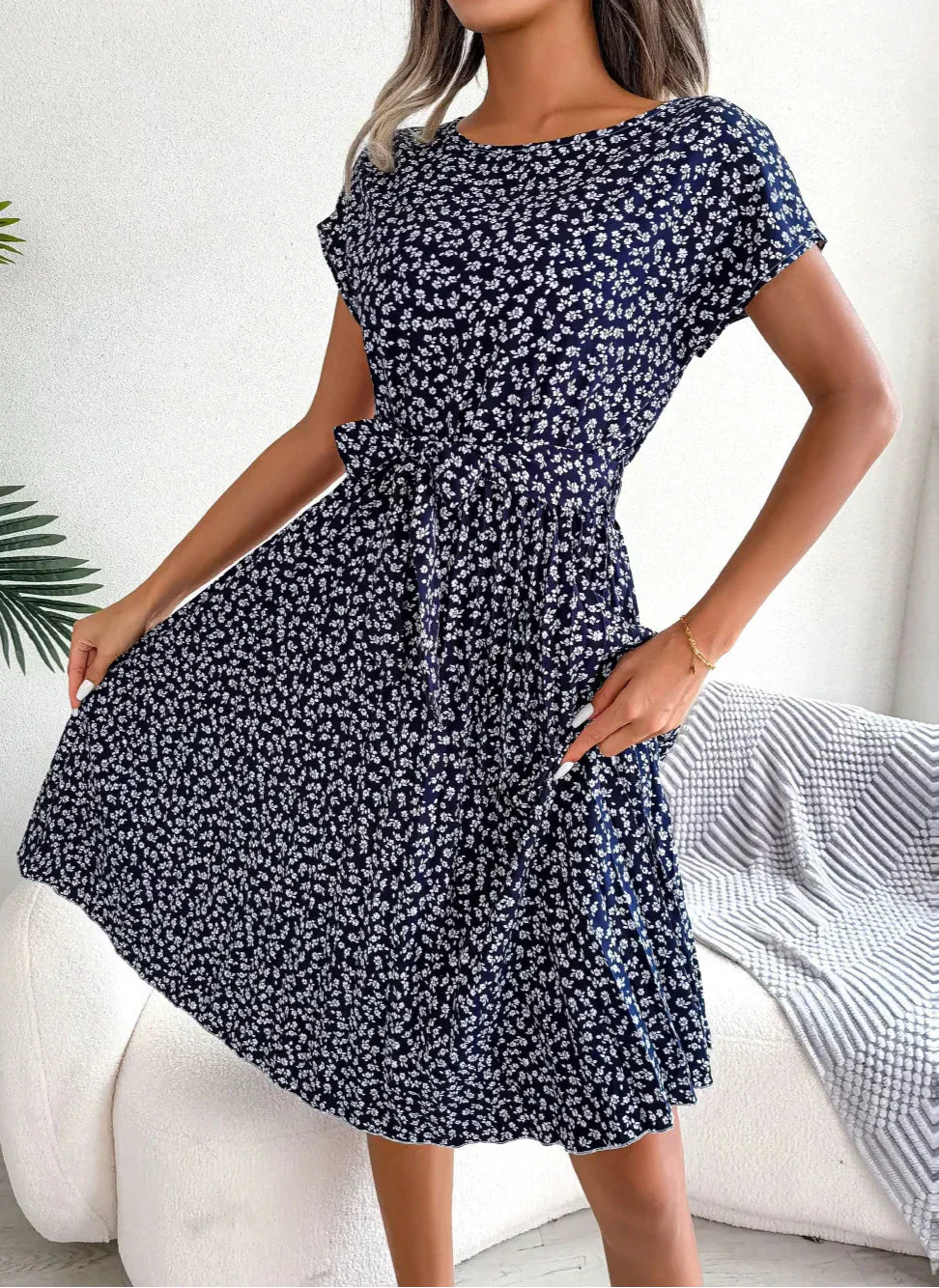 Lilienne | Women's Mini Chic Summer Dress