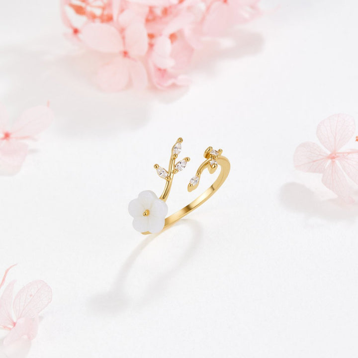 Estela | Ring with Flowers