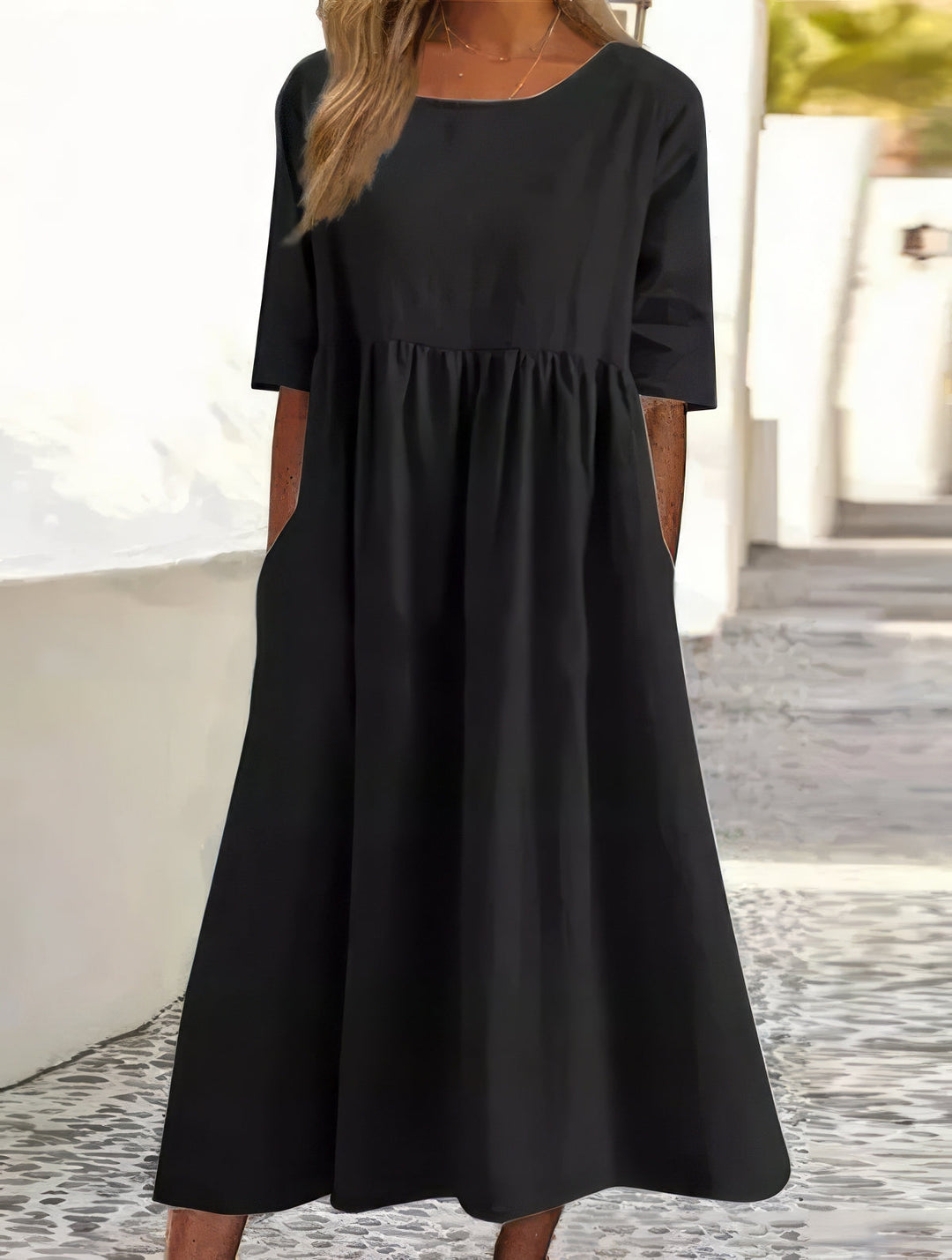 Maikee | Women's Mini Dress with Round Neckline and Pockets